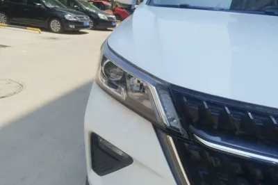 Wuling Asta