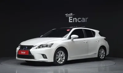 Lexus CT200h