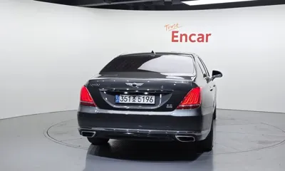 Genesis EQ900