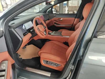 BYD 唐L