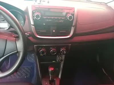 Toyota Yaris L