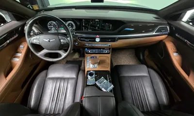Genesis G90