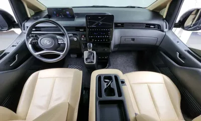 Hyundai Staria