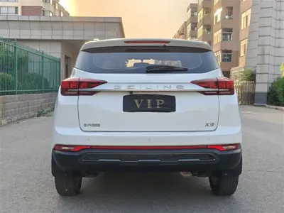 BAIC X3