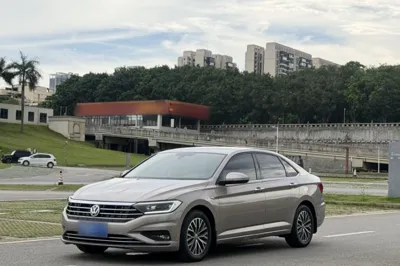 Volkswagen Sagitar