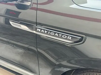 Lincoln Navigator