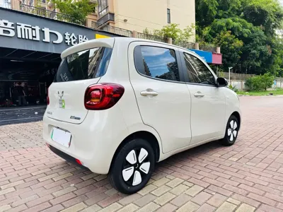 Wuling MINIEV