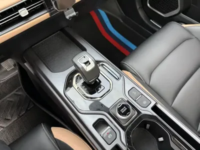 Geely ICON