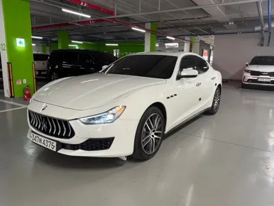 Maserati Ghibli