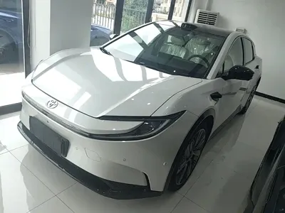 Toyota 丰田bZ5