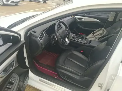 Roewe i6 Max