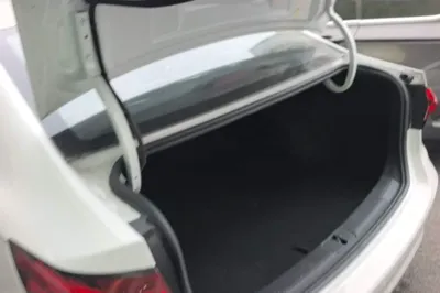 Roewe i5