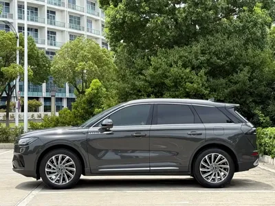 Lincoln Corsair