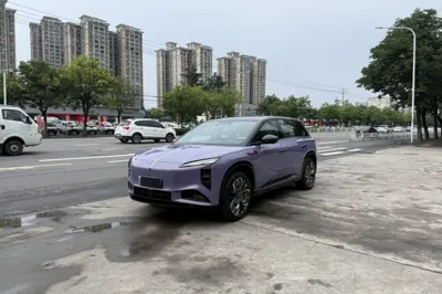 Hongqi Tiangong 08