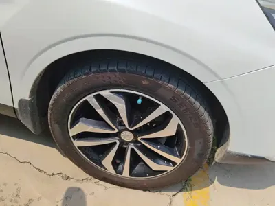 Venucia T90