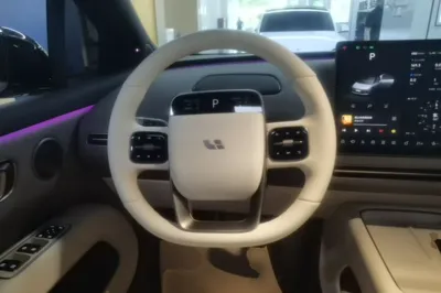 Li Auto Li Auto i6