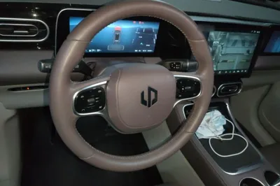 Leapmotor C11