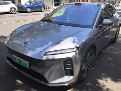 Nio ET5T