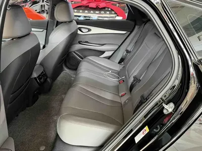 BYD Seal 07 DM-i
