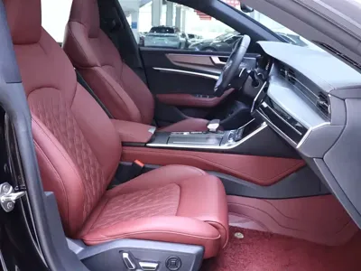 Audi A7L