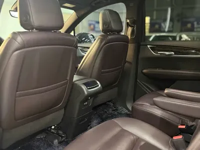 Cadillac XT6