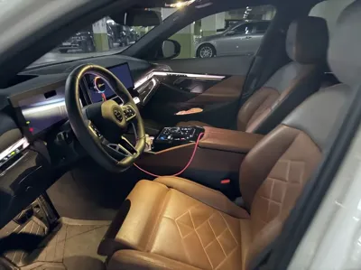 BMW i5