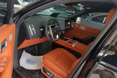 Li Auto L8