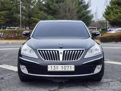 Hyundai Equus