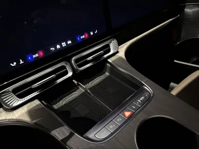Mercedes-Benz 奔驰GLC新能源