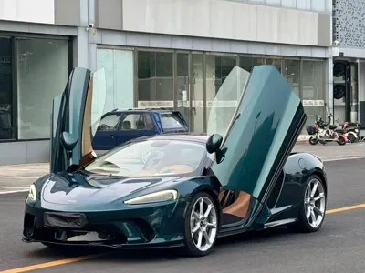 McLaren GT