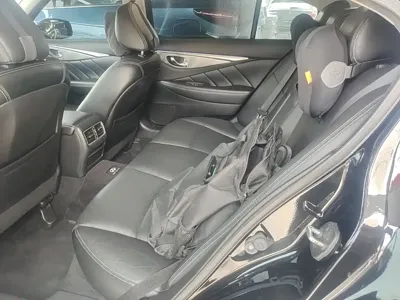 Infiniti Q50L
