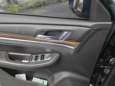 Roewe RX8