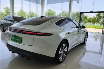 Nio ET5T