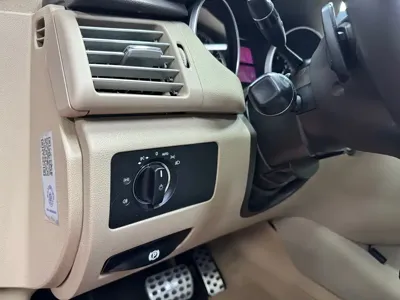 Mercedes-Benz R-Class