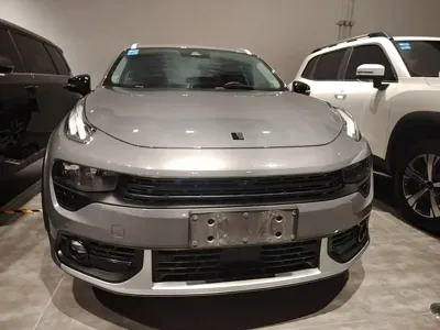 Lynk & Co 02