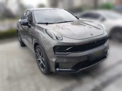 Lynk & Co 05
