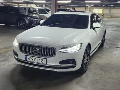 Volvo S90