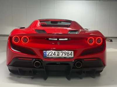 Ferrari F8