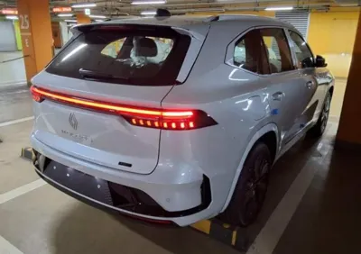 Renault-KoreaSamsung Grand Koleos
