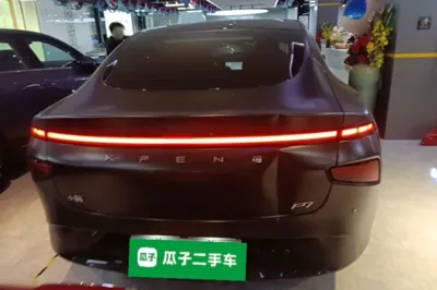 Xpeng P7