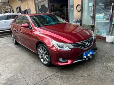 Toyota Reiz