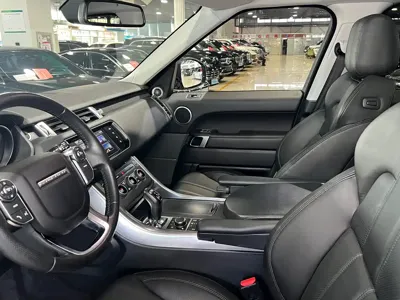 Land Rover Sport
