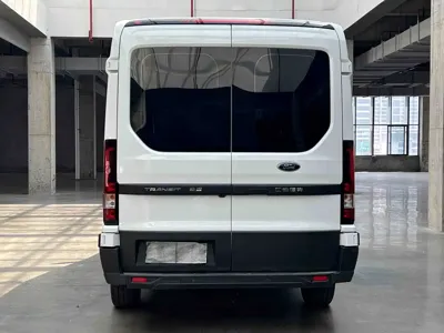 Ford Transit T8