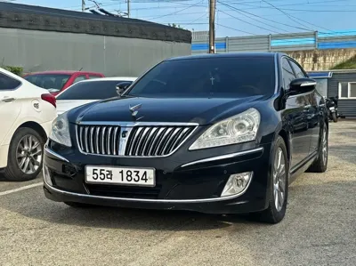 Hyundai Equus