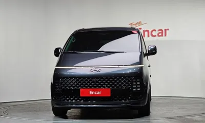 Hyundai Staria