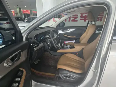 BAIC X7