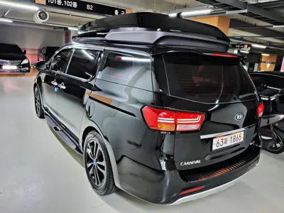 Kia Canival