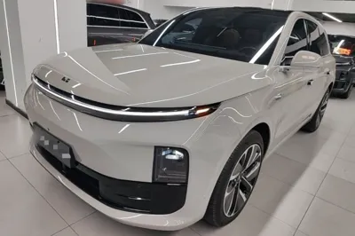 Li Auto L6