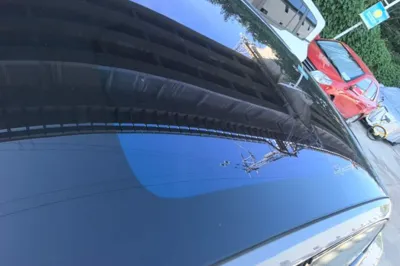 Hongqi EH7