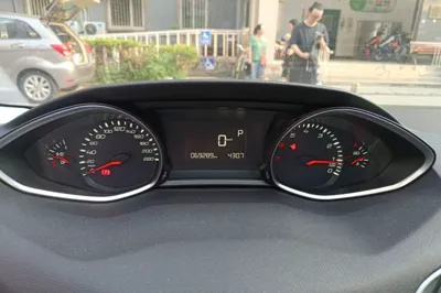Peugeot 308S